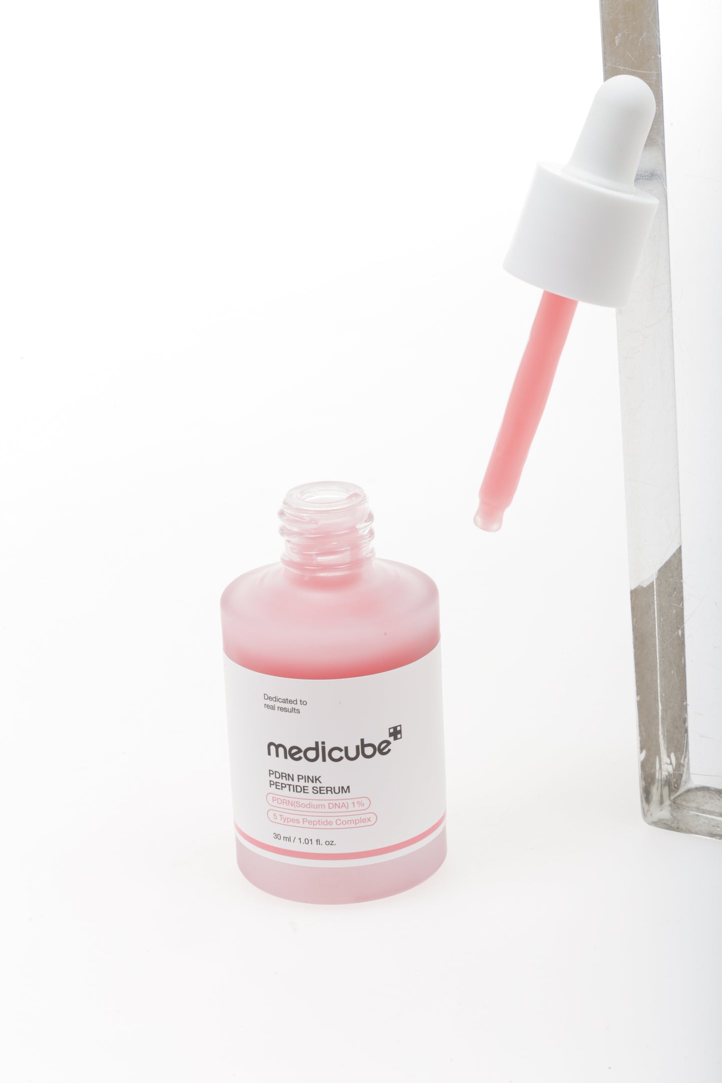 Suero Regenerador con PDRN y Péptidos Medicube