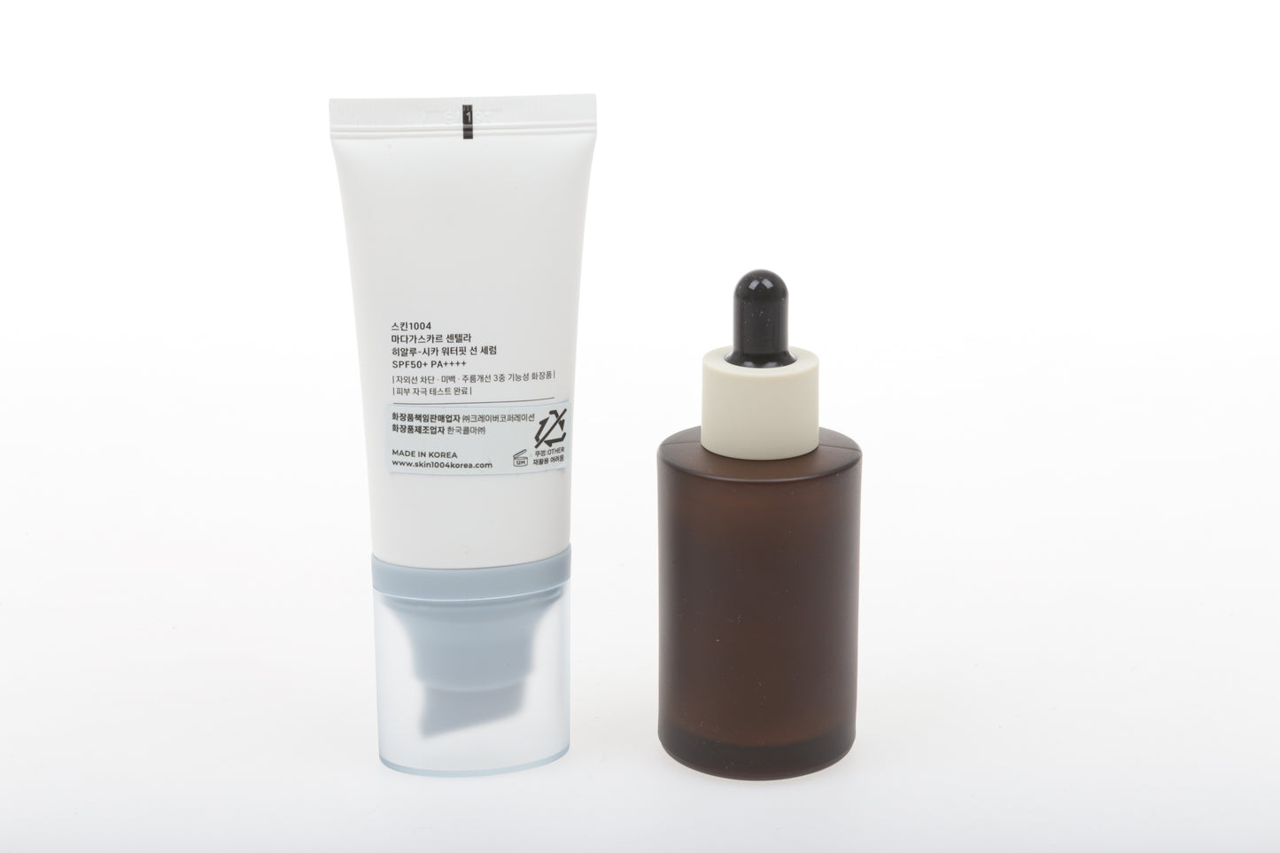 Duo de sueros, intensivo y de protección solar SPF 50 Skin 1004